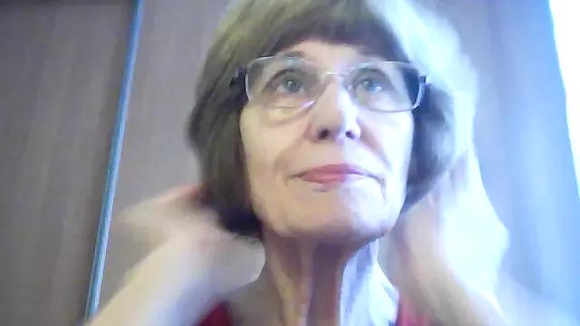 Anna72233 from StripChat is Freechat