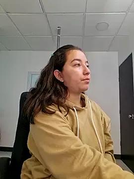 annyaparis from StripChat is Freechat
