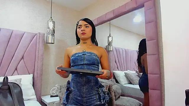 AntonellaScotth from StripChat is Freechat