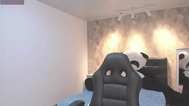 Customizable and immersive - Activate your taste buds and check-out our delicious choice of bondage cams streams with excited models getting their amazing bodies screwed with their beloved sex toys.