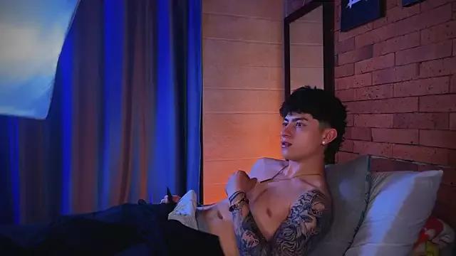 Ares_Dickson from StripChat is Freechat