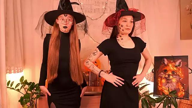 ArianaSweazy from StripChat is Freechat