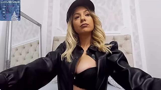 Customizable and immersive - Activate your taste buds and check-out our delicious choice of bondage cams streams with excited models getting their amazing bodies screwed with their beloved sex toys.