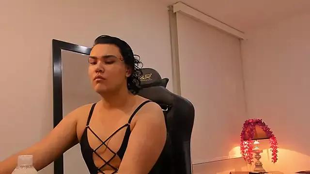 artemys__ from StripChat is Freechat