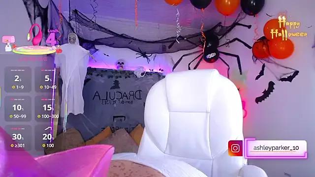 Ashley_parkerr from StripChat is Freechat