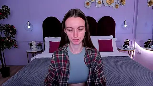 AshleyMillsss from StripChat is Freechat