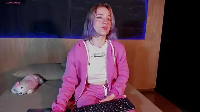 Customizable and immersive - Activate your taste buds and check-out our delicious choice of bondage cams streams with excited models getting their amazing bodies screwed with their beloved sex toys.
