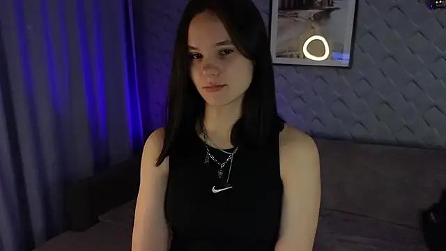 AshleyTunes from StripChat is Freechat