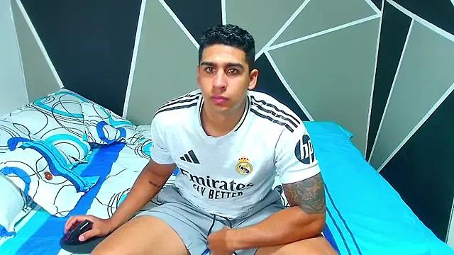 astrom_greyy from StripChat is Freechat