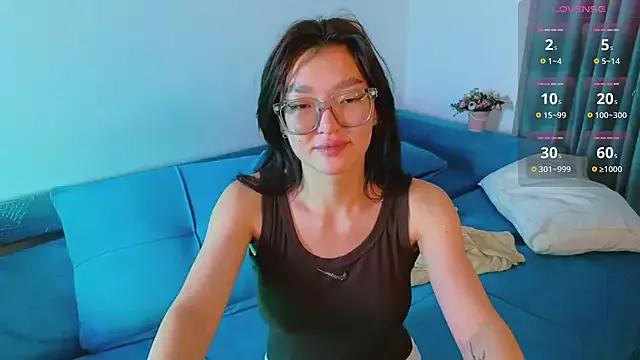 AudreyMell from StripChat is Freechat