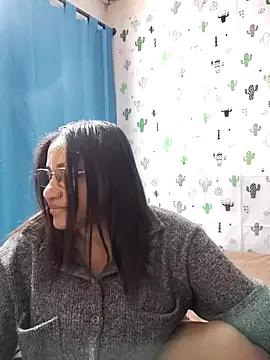 Avannay from StripChat is Freechat