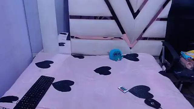 Customizable and immersive - Activate your taste buds and check-out our delicious choice of bondage cams streams with excited models getting their amazing bodies screwed with their beloved sex toys.