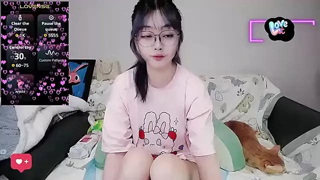 baby-yaya20 from StripChat is Freechat