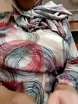 Baby-zoz from StripChat is Freechat