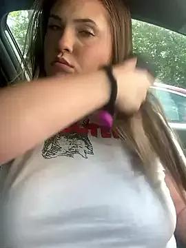 babyizzie from StripChat is Freechat