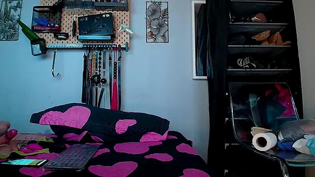 barbarah_ from StripChat is Freechat