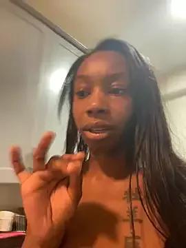 barbiedoll-trixie from StripChat is Freechat