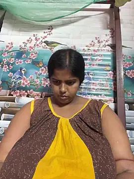 Beauty-queen from StripChat is Freechat