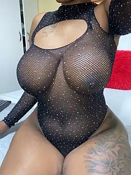 BeautyAuroa from StripChat is Freechat