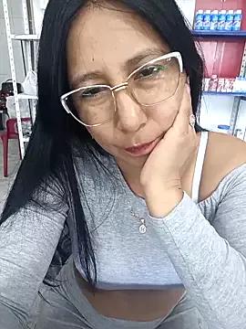 Bebita-Moor from StripChat is Freechat