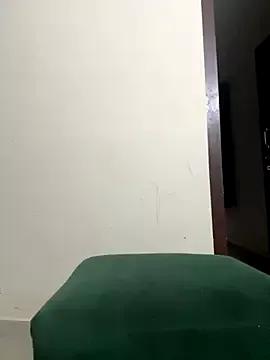 Belarani000 from StripChat is Freechat