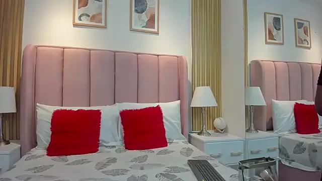 Customizable and immersive - Activate your taste buds and check-out our delicious choice of bondage cams streams with excited models getting their amazing bodies screwed with their beloved sex toys.