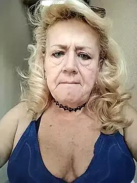 Belladama61 from StripChat is Freechat