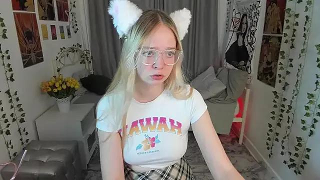 Customizable and immersive - Activate your taste buds and check-out our delicious choice of bondage cams streams with excited models getting their amazing bodies screwed with their beloved sex toys.