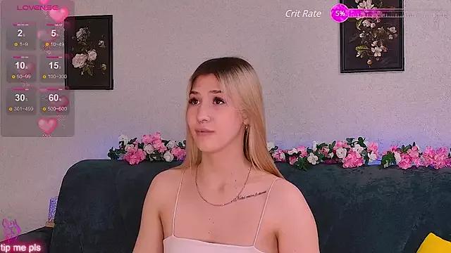 bellery from StripChat is Freechat
