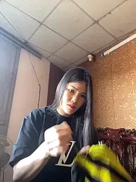 Beolulu from StripChat is Freechat