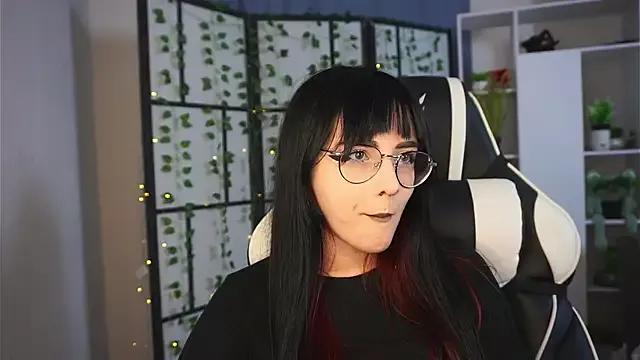 BereniceBattersby from StripChat is Freechat