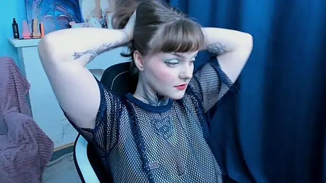Betty__M00n from StripChat