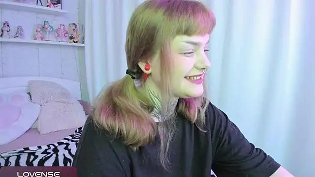 Betty__M00n from StripChat