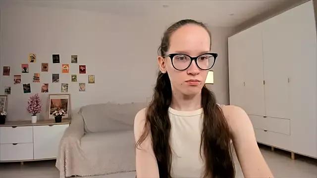 BettyBrowni from StripChat is Freechat