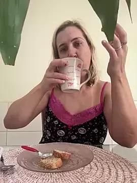 Photos of Bia_sexynovaes from StripChat is Freechat