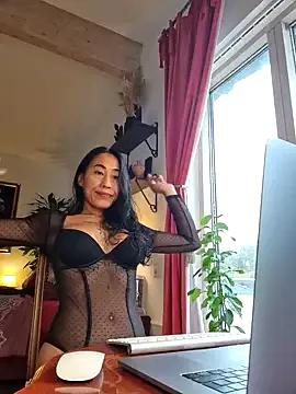 bianca_bellamy from StripChat is Freechat