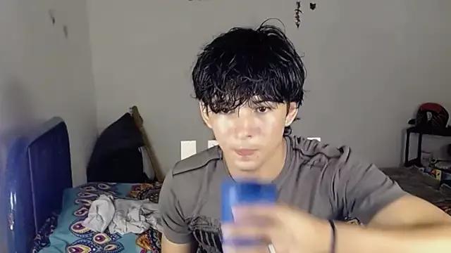 big_lunatic from StripChat is Freechat