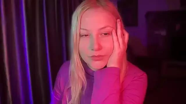 BikiHellena from StripChat is Freechat