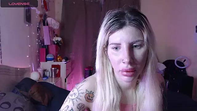 BLACKPeonyy from StripChat is Freechat