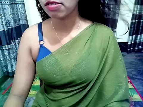blackpori from StripChat is Freechat