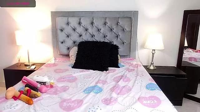 Customizable and immersive - Activate your taste buds and check-out our delicious choice of bondage cams streams with excited models getting their amazing bodies screwed with their beloved sex toys.