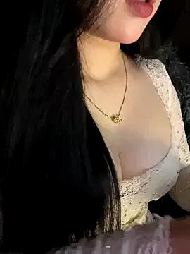 Bonnie22 from StripChat is Freechat