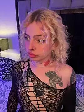 Bonnie_vega from StripChat is Freechat