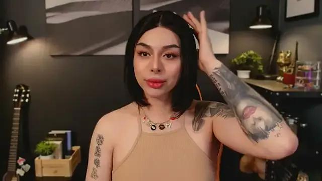 callmeLUNA from StripChat is Freechat