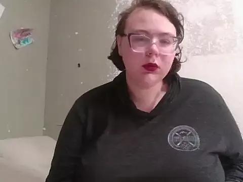 callmesiren from StripChat is Freechat