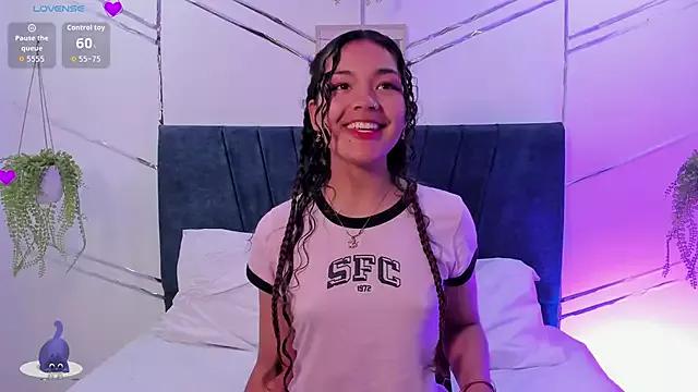 Camilla_Miller01 from StripChat is Freechat