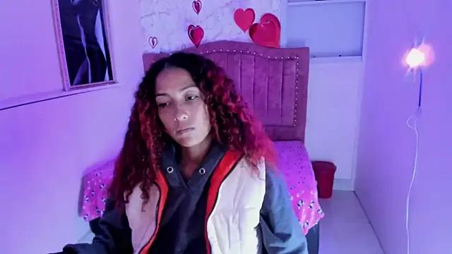 candela_ruiz from StripChat is Freechat