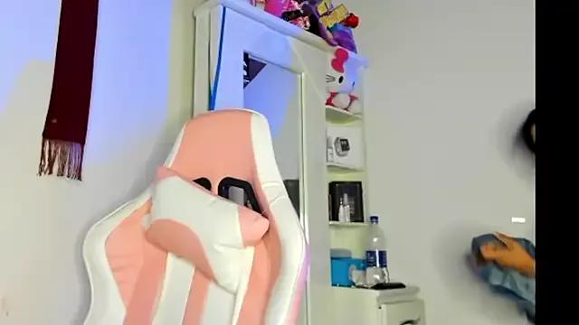 Customizable and immersive - Activate your taste buds and check-out our delicious choice of bondage cams streams with excited models getting their amazing bodies screwed with their beloved sex toys.