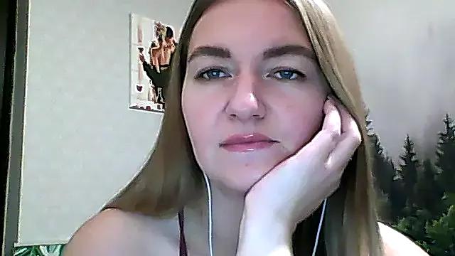 CandyOLimeX from StripChat is Freechat