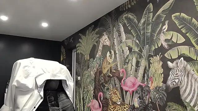 Customizable and immersive - Activate your taste buds and check-out our delicious choice of bondage cams streams with excited models getting their amazing bodies screwed with their beloved sex toys.
